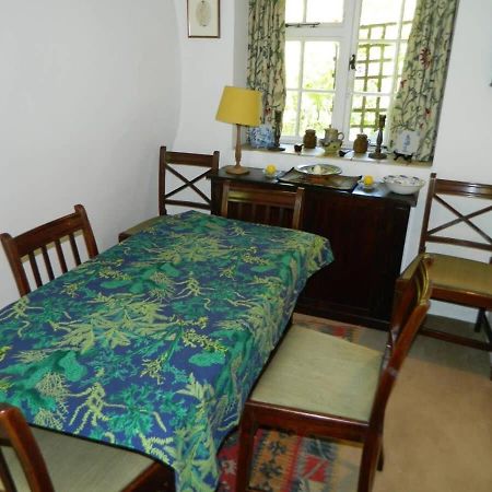 River Cottage A Country Retreat In Wooded Gardens East Stoke  المظهر الخارجي الصورة