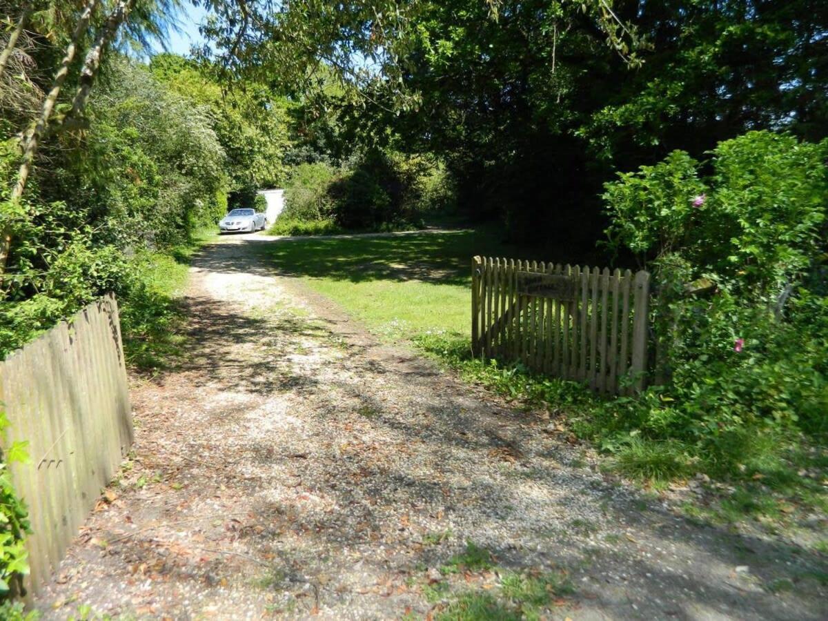 River Cottage A Country Retreat In Wooded Gardens East Stoke  المظهر الخارجي الصورة